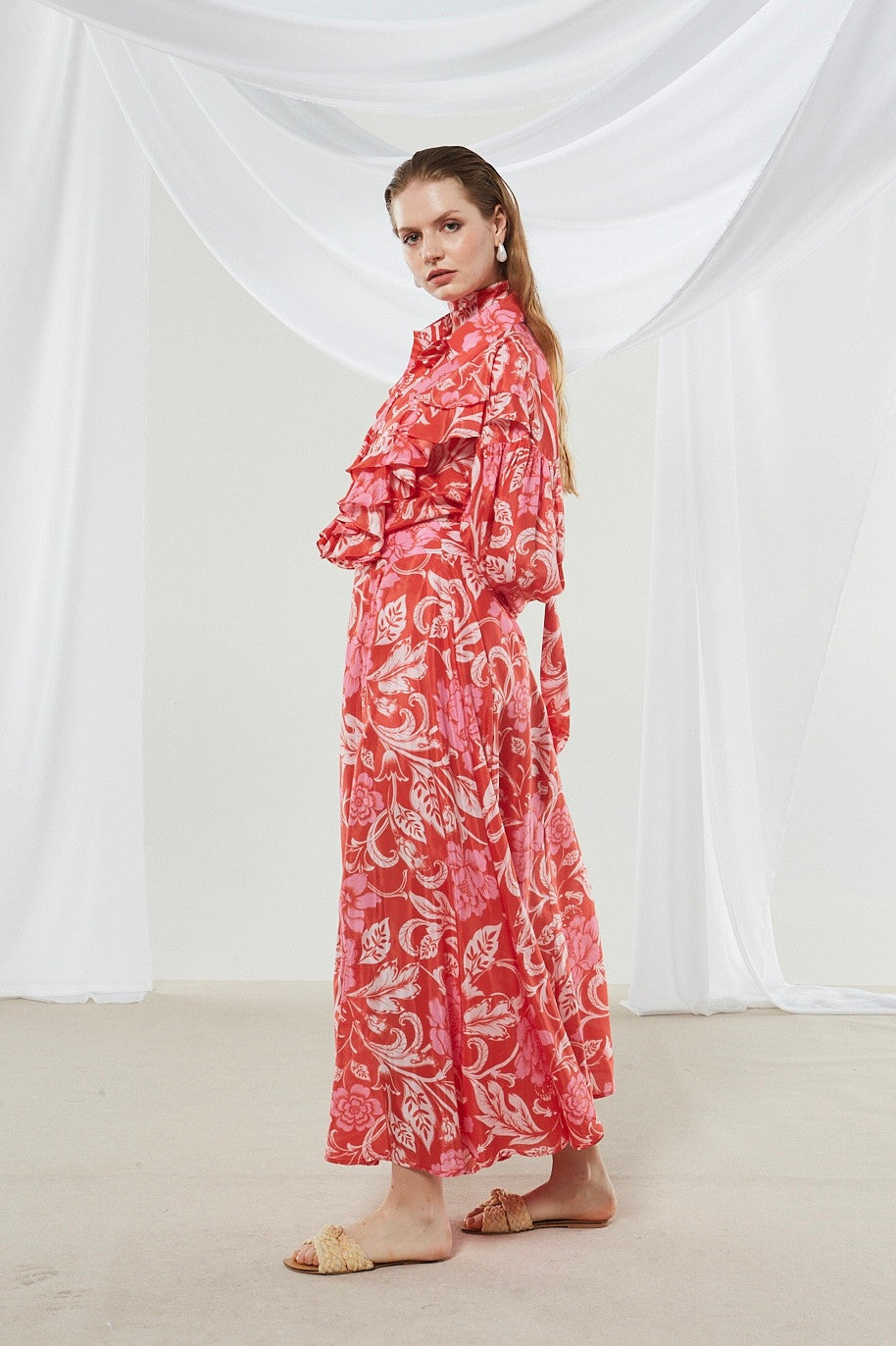 Camellia ruffle printed shirt