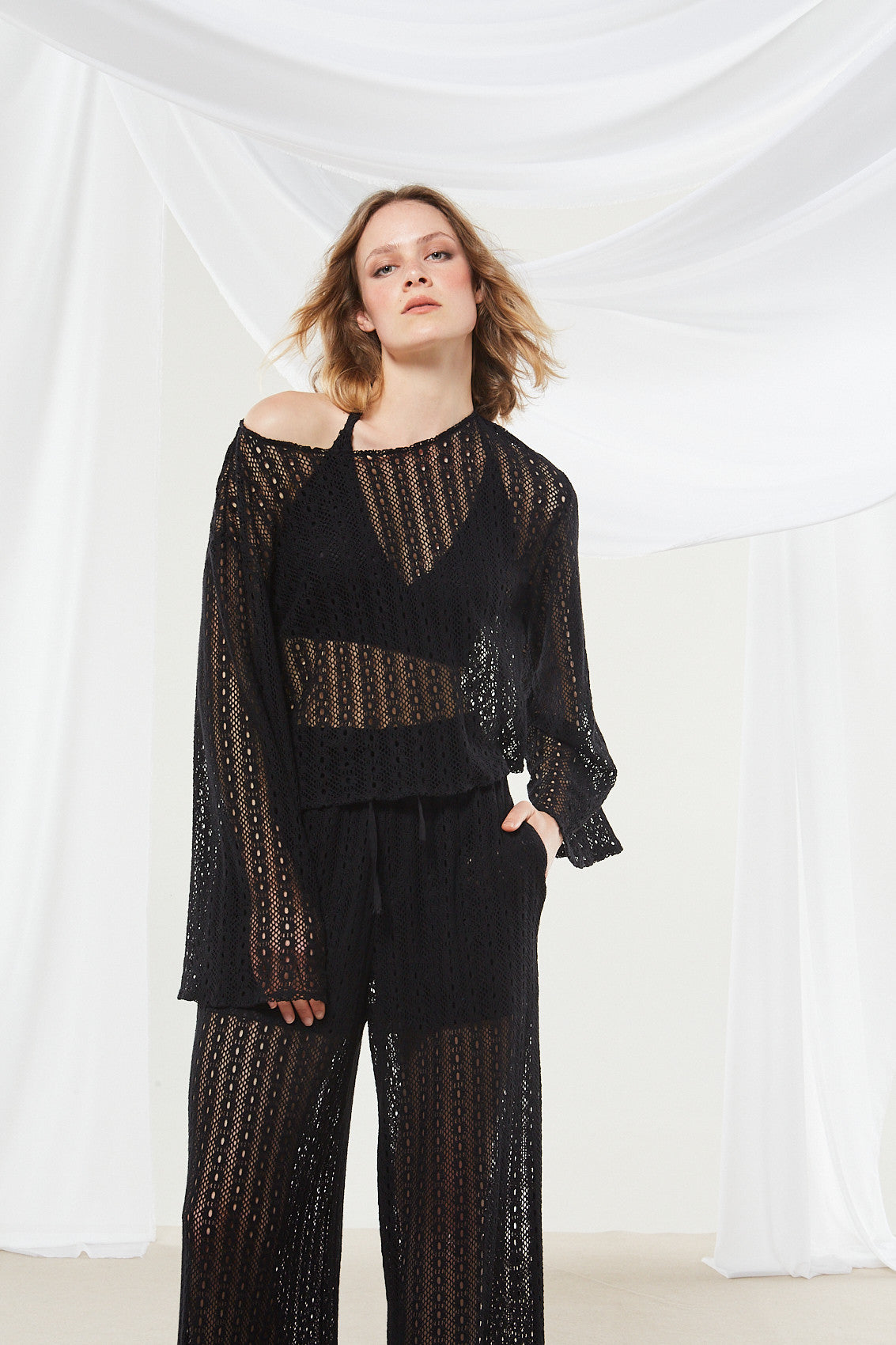 Lotus knitted long sleeve black top